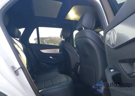 2019 Mercedes-Benz Glc 300 4Matic from USA, damaged, VIN WDC0G4KB3KF639078